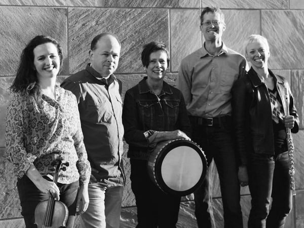 The Sacramento band Cahersiveen plays traditional Celtic music in tribute to its Irish roots.